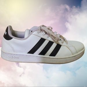 Adidas Grand Court Sneaker